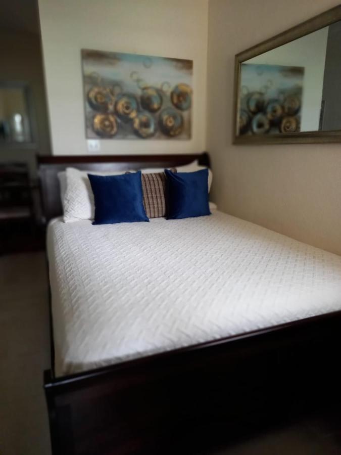 A Taste Of Paradise - Vacation Rentals Close To Us Embassy & Restaurants Nassau Ngoại thất bức ảnh