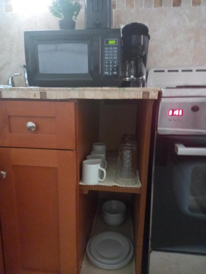 A Taste Of Paradise - Vacation Rentals Close To Us Embassy & Restaurants Nassau Ngoại thất bức ảnh